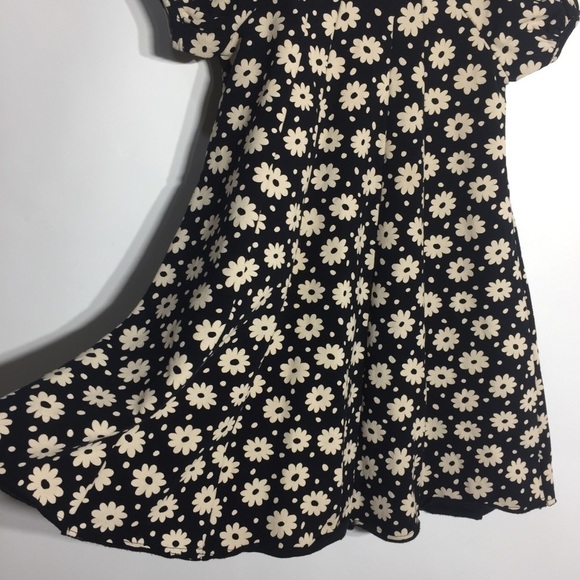 Dolce & Gabbana Girls beautiful dress - Picture 3 of 9